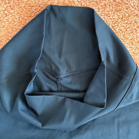EXCELLENT Lululemon Breezethrough 25” Leggings Black High-Rise Yoga Tights 6 - Picture 8 of 10